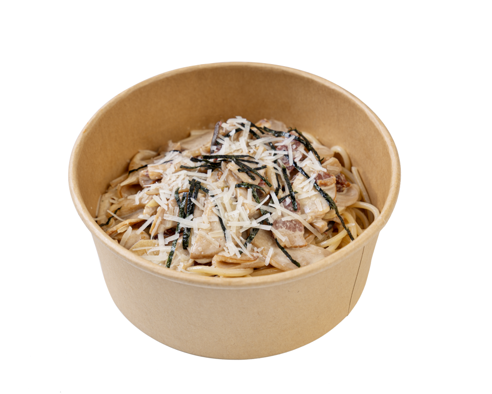 Mì spaghetti kem nấm và bacon phong cách wafu